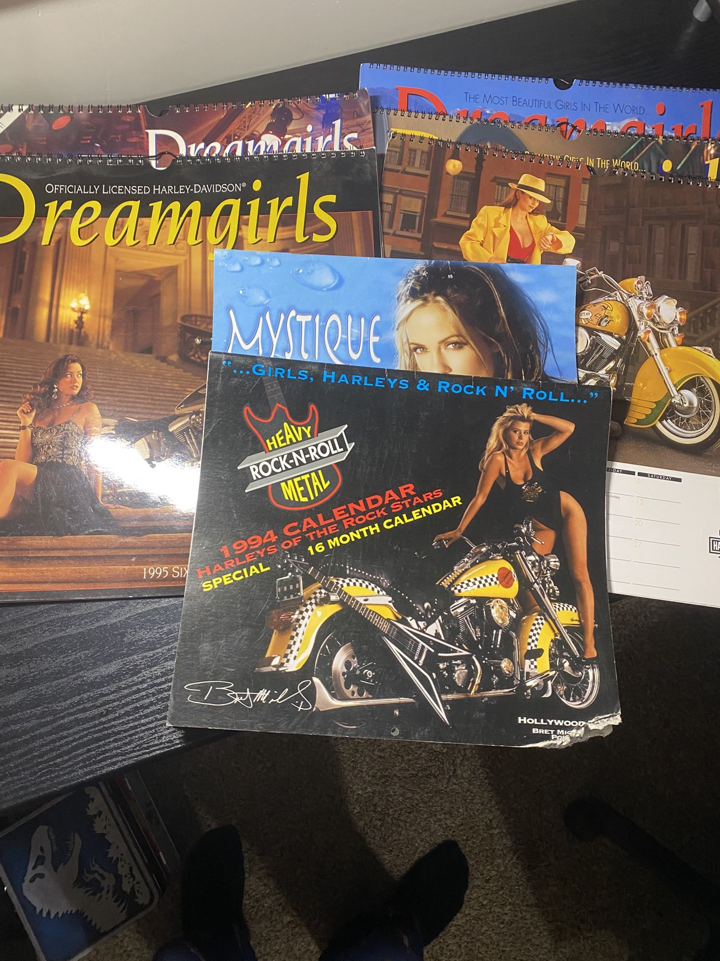 HARLEY DAVIDSON DREAM GIRLS VINTAGE FULL SIZE CALENDARS