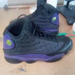 Jordan 13 court purple Size 12