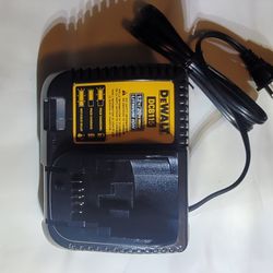 Dewalt Charger DCB115