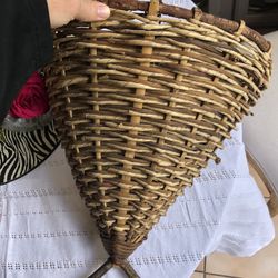 Wicker Wall Basket For Succulents 