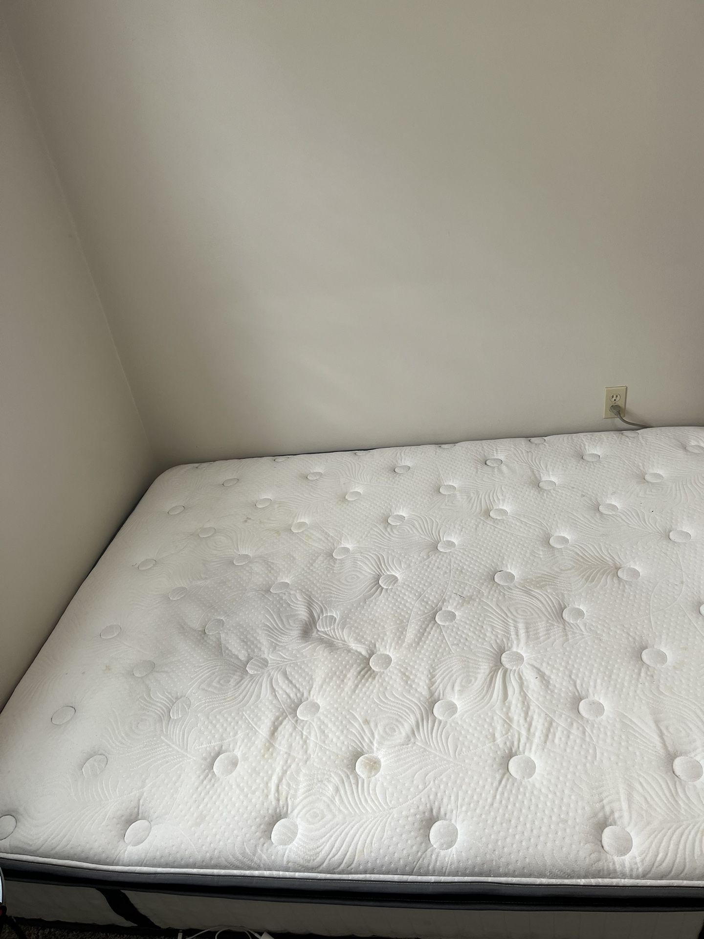 Queen Size Bed