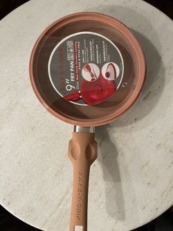 Safe-T-Grip 9" fry pan with a non-stick ceramic coating