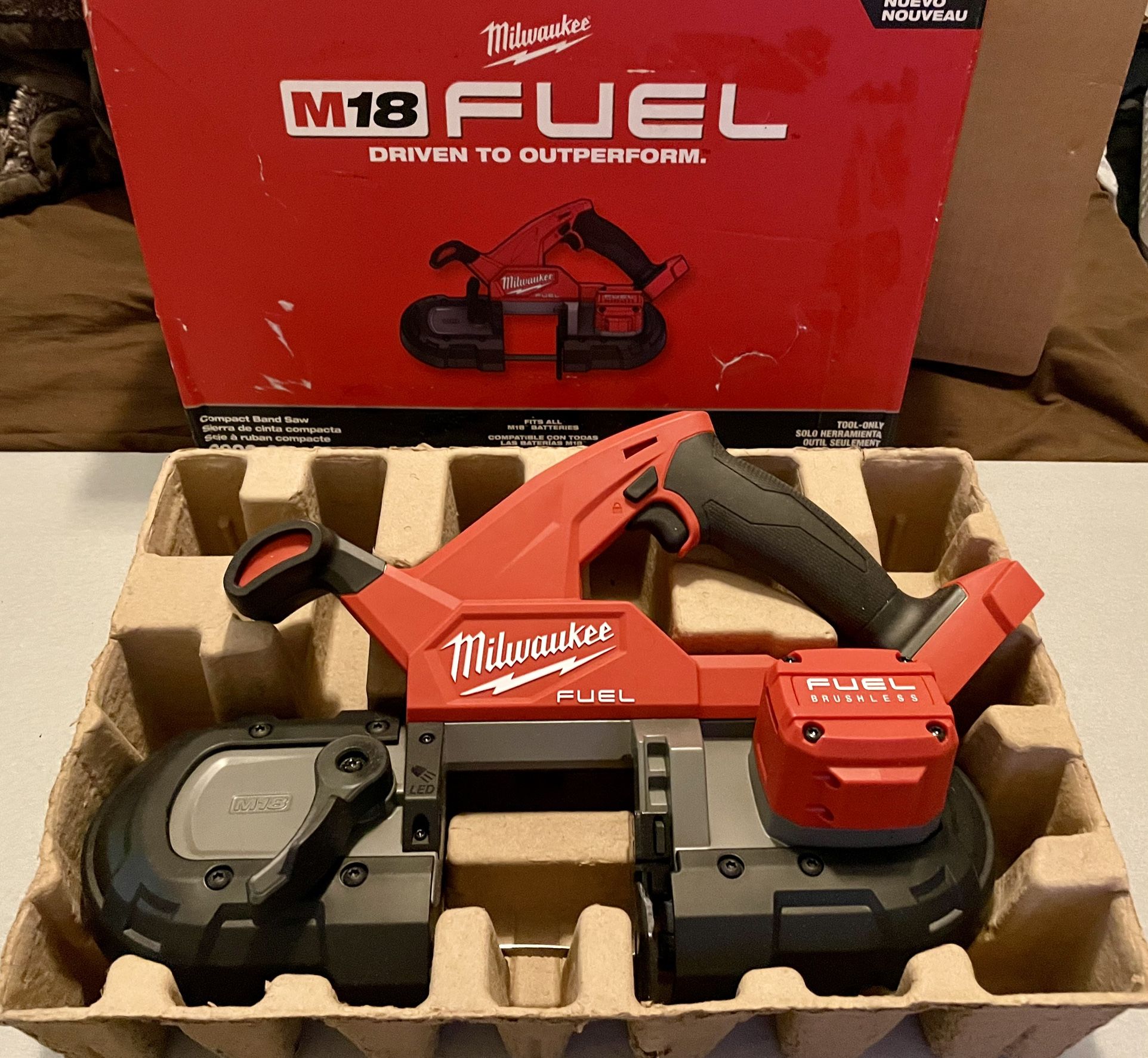 Milwaukee M18 FUEL Compact Band Saw 2829-20