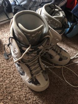 Used snowboarding boots