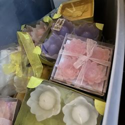 100 Assorted Floating candles