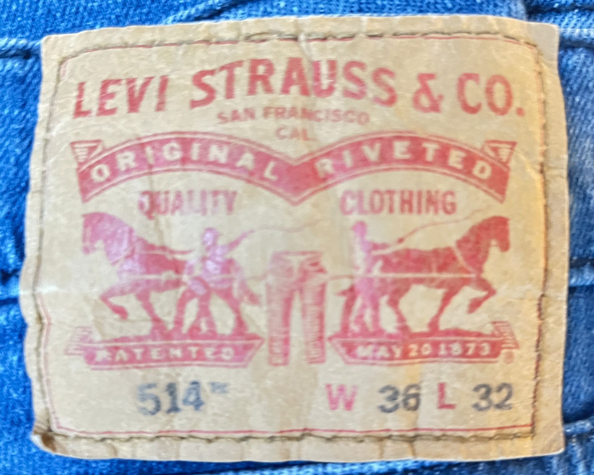 LEVIS Jeans 36 x 32 Blue 514 • No Tears • Mezclilla 👖