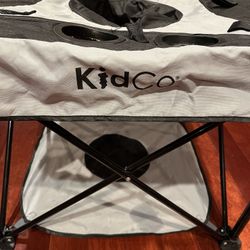 Kidco- GoPod Travel Activity Seat