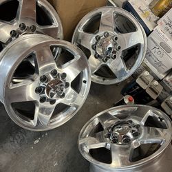 2015 Duramax Chevy Stars 20s 8 Lug 8x180