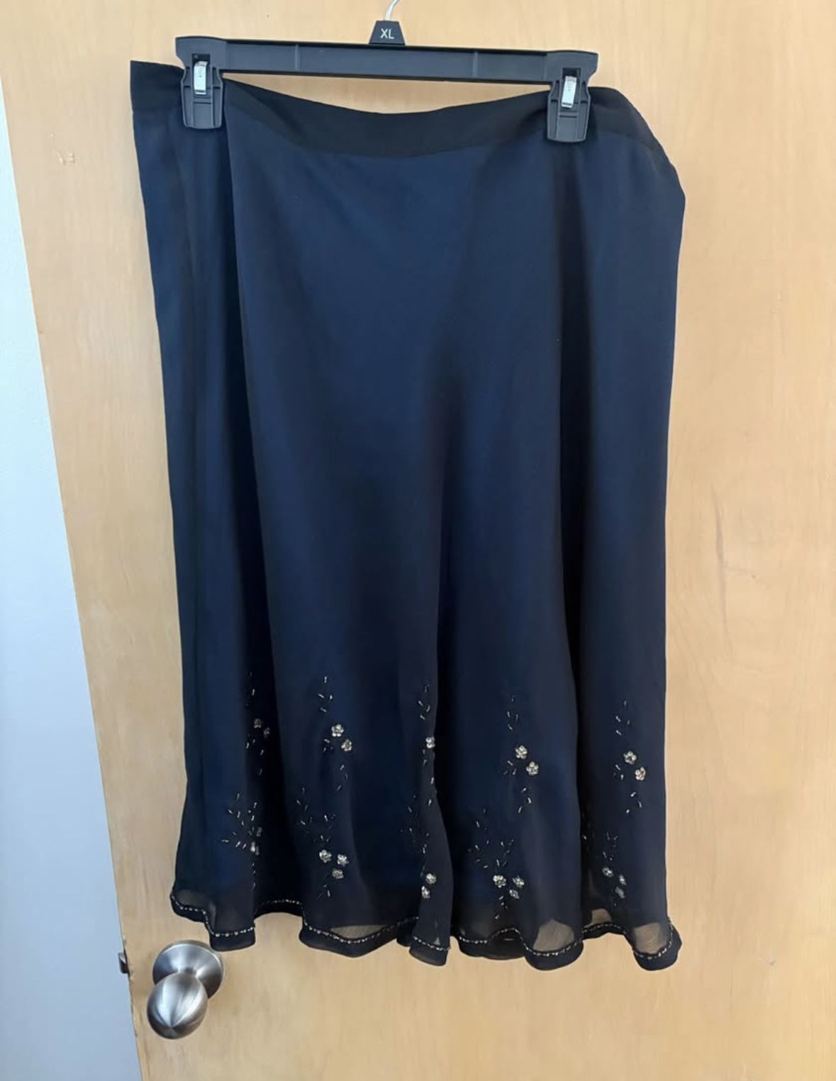 Attention Women’s Skirt