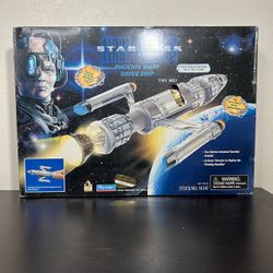 Playmates 1996 Star Trek First Contact Phoenix Warp Drive Ship Model 16147