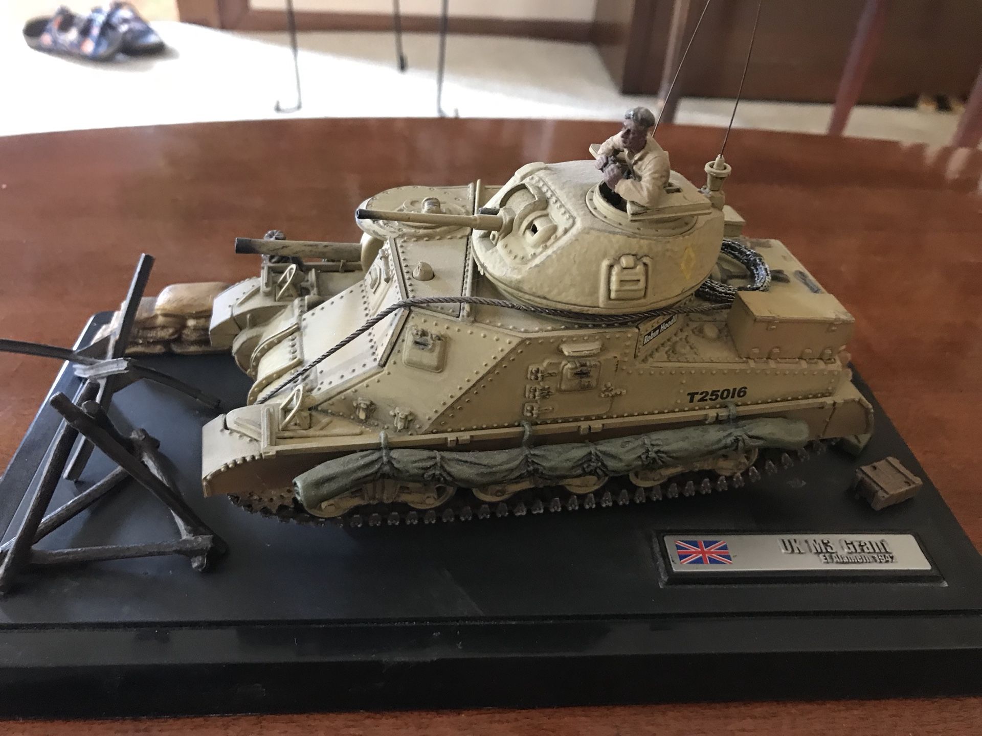 Forces of Valor 1/32 model Tank, U.K. M3 Grant