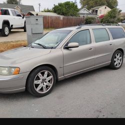 2005 Volvo V70