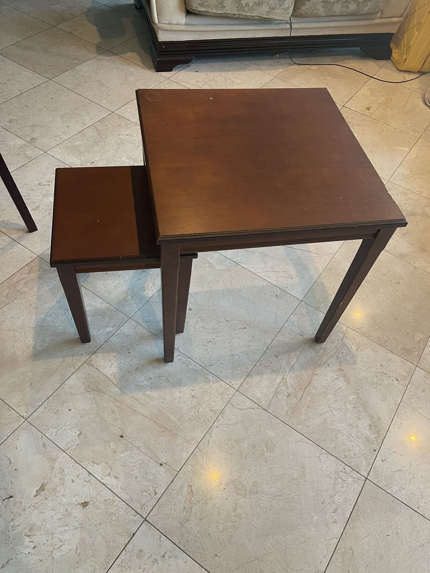2 Side Tables