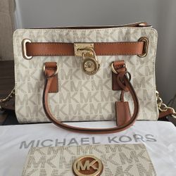 Michael Kors Purse With Matching Wallet