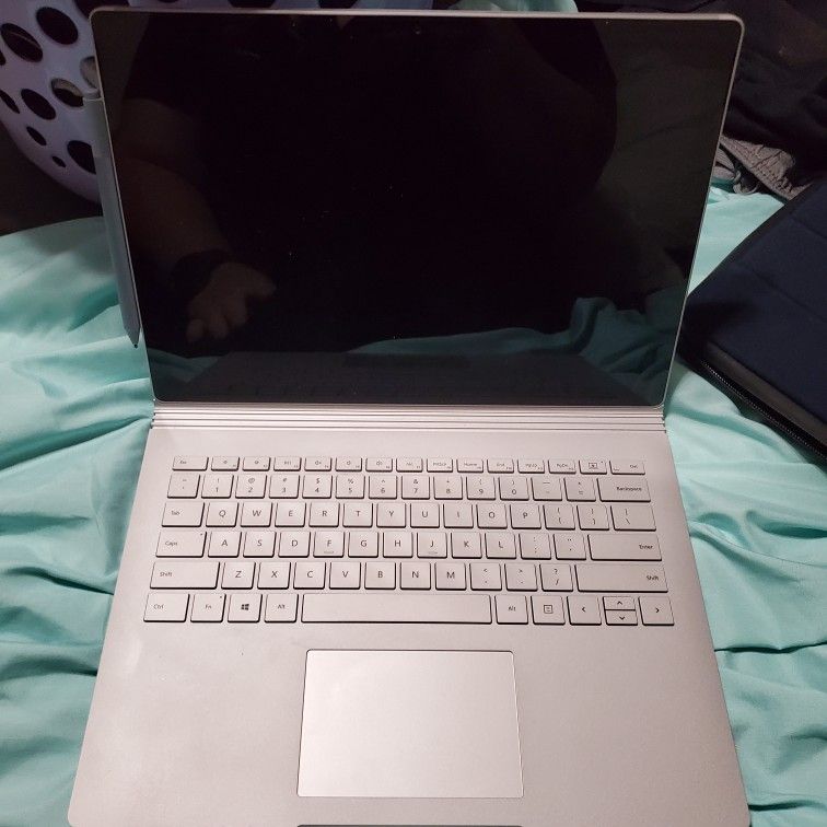 Microsoft Surface Book 1