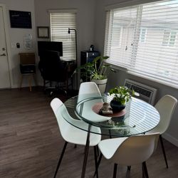 Modern Round Glass Dining Table w/ 4 White Chairs 