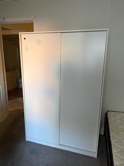 Wardrobe / Closet for Sale – $50