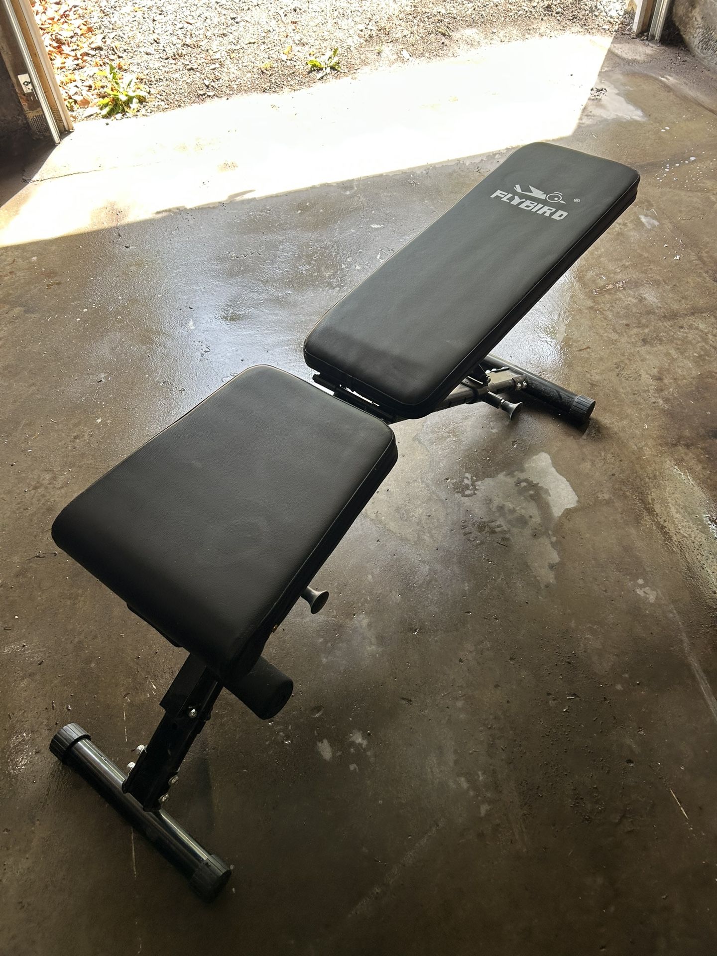 Weight Lifting Bench