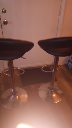 Egg Shell Barstools Bar Height ( Black Leather Fabric)