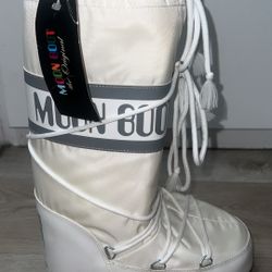 Moon Boots 