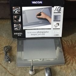 Wacom Intuos 3 Graphics Tablet