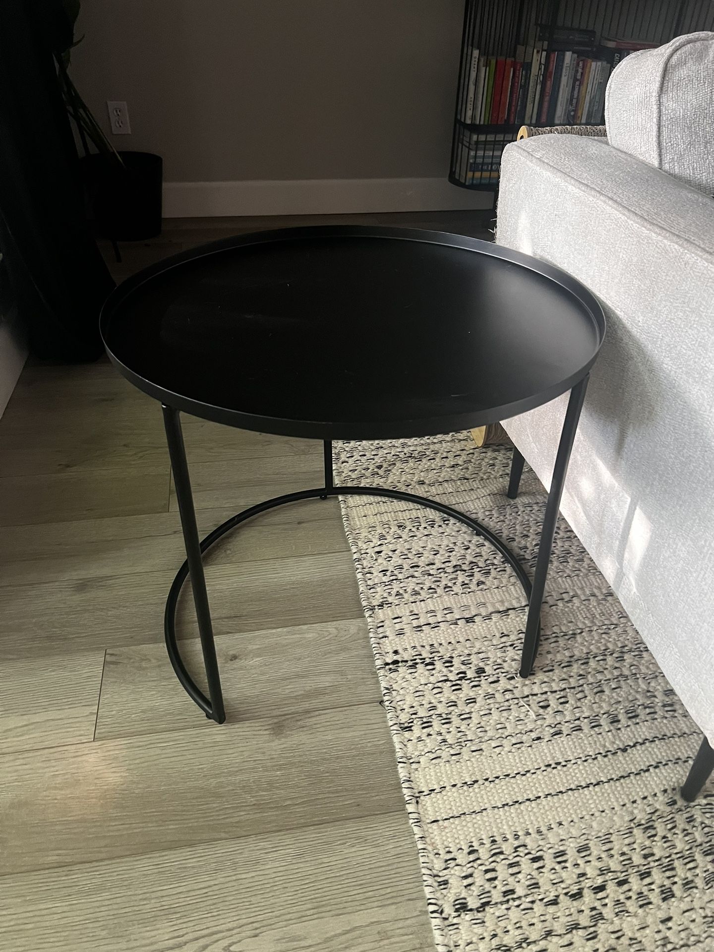 Black Metal Side Tables (Set of 2)
