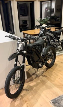2025 built Surron lbx