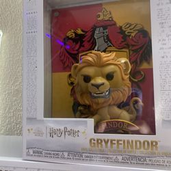 Harry Potter / Gryffindor Exclusive Funko Pop