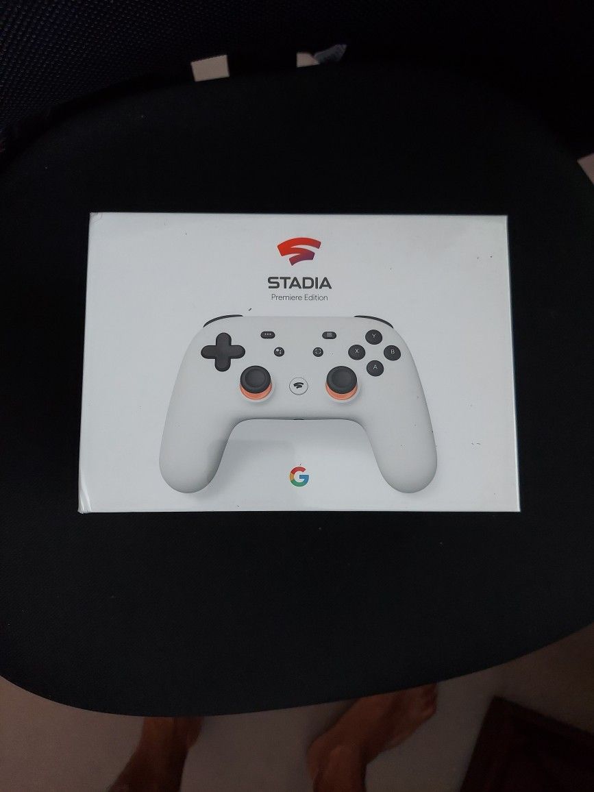Google Stadia Premiere Edition- Contoller And Chromecast Ultra