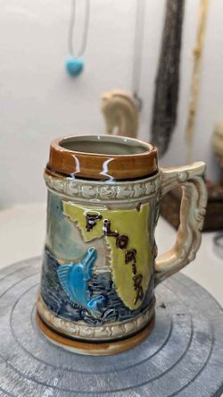 Vintage Florida Souvenir Ceramic Beer Stein Mug – Flamingo & Dolphin Design, 4