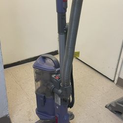 Shark Vaccum Cleaner Exelente Condicion