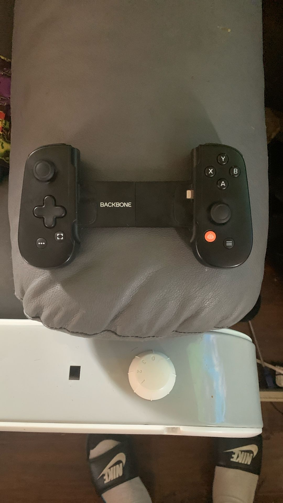 Backbone(controller For iPhone)