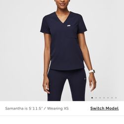 Figs- New Woman’s Navy Catalina One Pocket Scrub Top