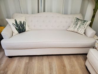 Matching Couch and Loveseat