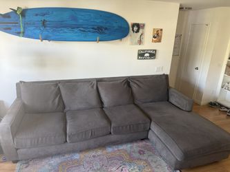 Couch - $200 (Venice)