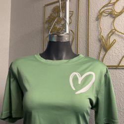 Green Heart Graphic Crop Tee 