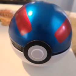 Pokemon . Custom Pokeball. 100 Cards + TCG Pack