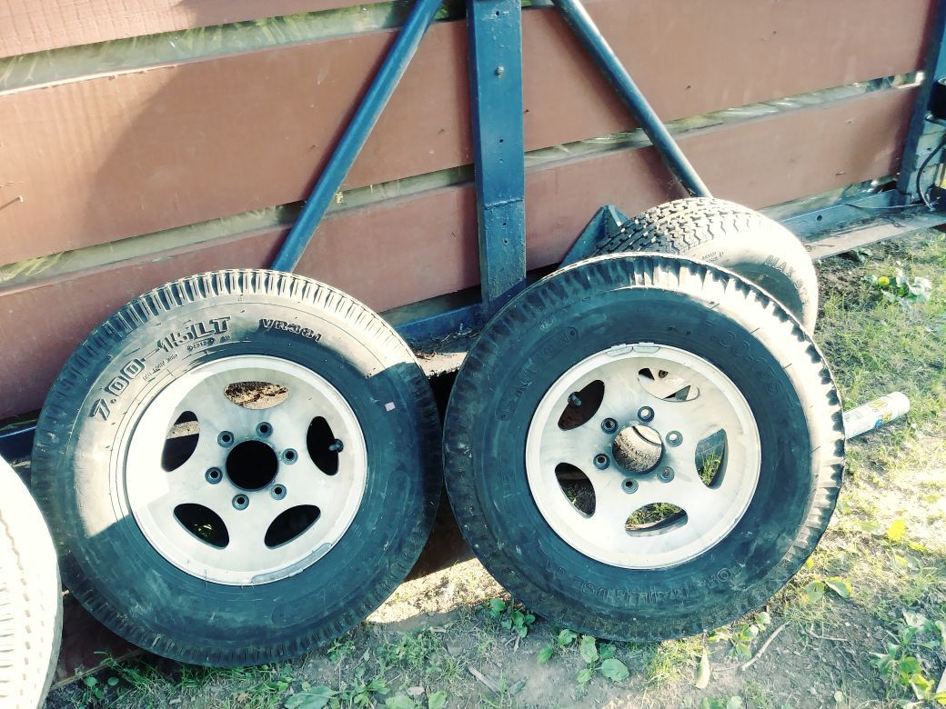 2. SET OF Trailer Tires 6lug. SIZES (7.00-15LT. SOLID TRAC (3)(17.00-15ST)
