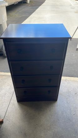 Dresser