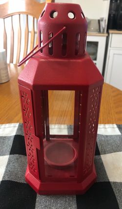 Red metal tea light candle holder lantern