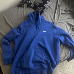 Blue Nike Hoodie Size Xl (look At Description)