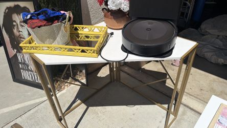 Corner table desk $40