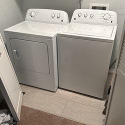 Kenmore Series 200 Electric  Washer And Dryer 