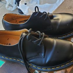Dr. Martens Shoes. Size 8