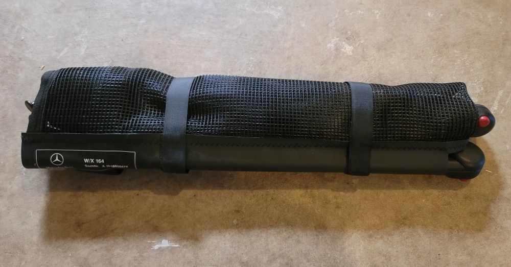 Mercedes-Benz Cargo Net Divider W/X 164