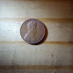 Two 1981 Penny's Struck Wring 