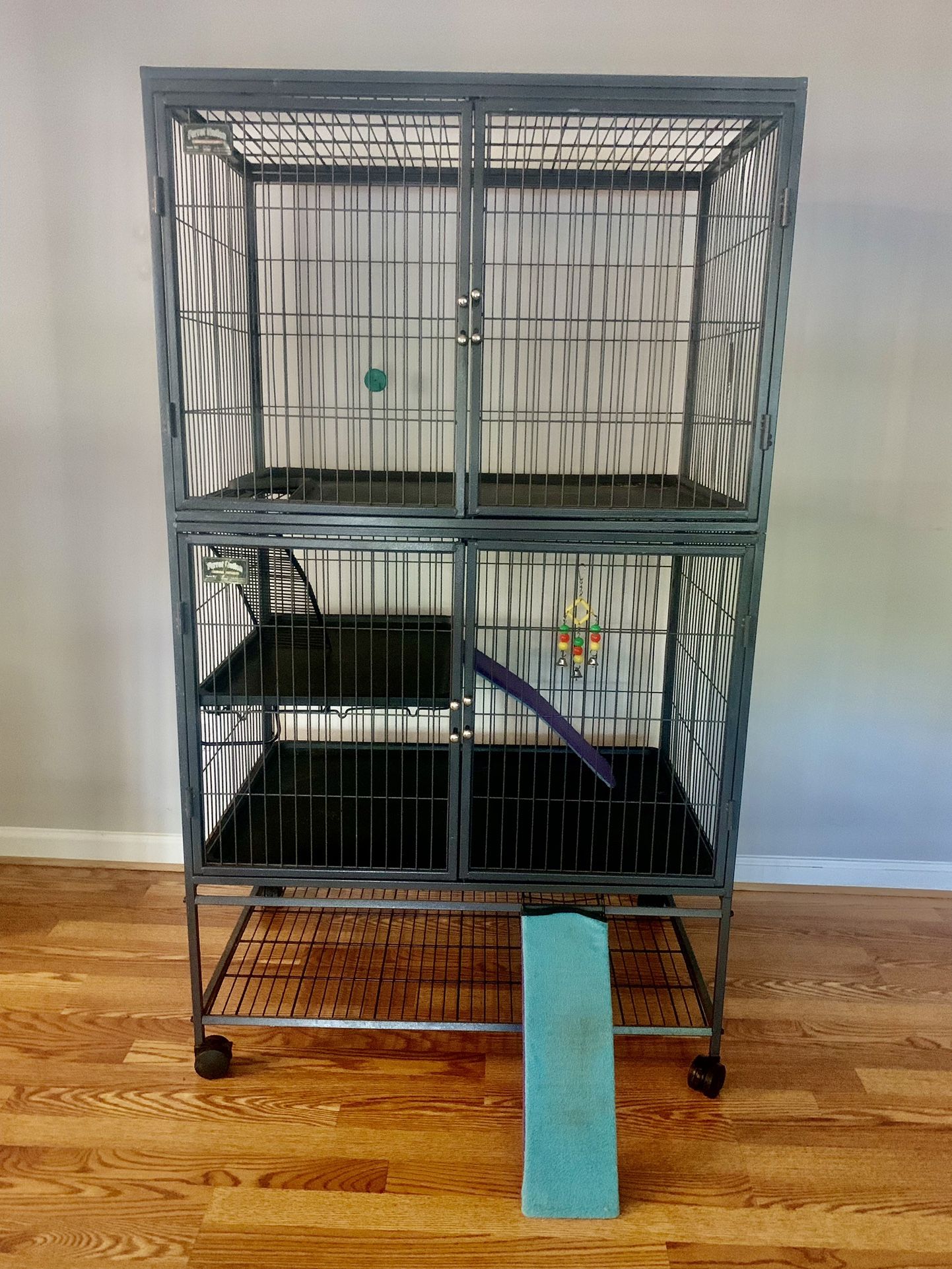 Ferret cage For Sale!