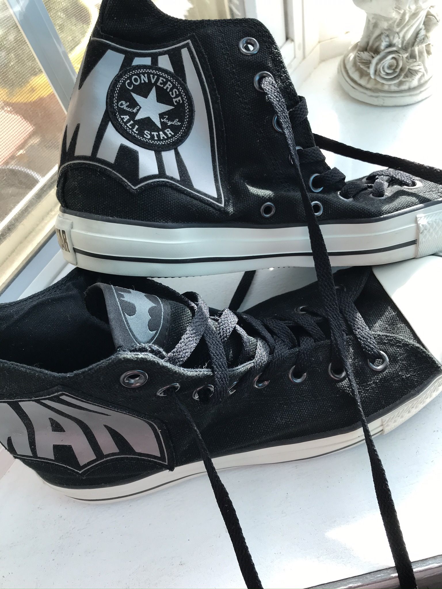 Converse Batman edition authentic new size 8.5