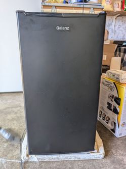 Galanz 3.3 Cu Ft Compact Refrigerator