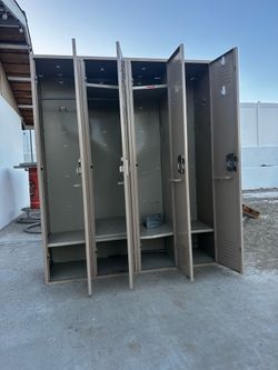 Lockers with keys